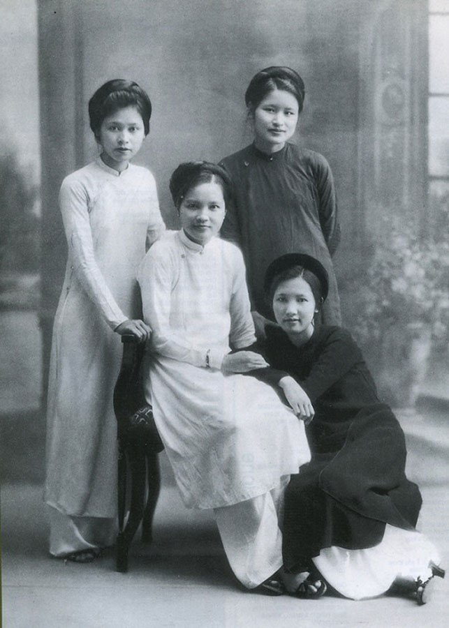 The Le Pho Ao dai appeared in 1950 (Source: Documentary photos)