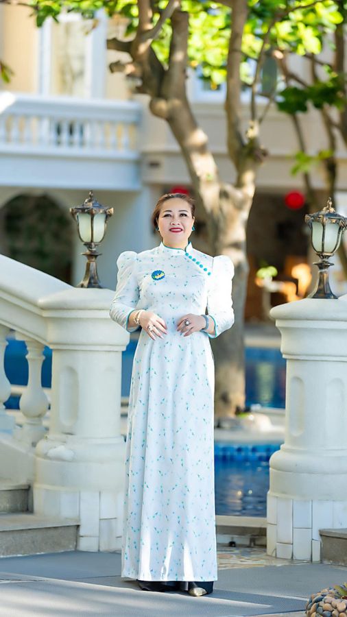 Bai-cam-nhan-ao-dai-1